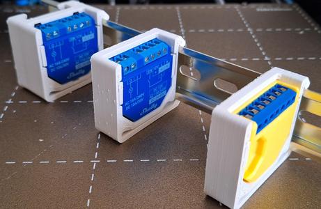 Shelly plus DIN-rail holders