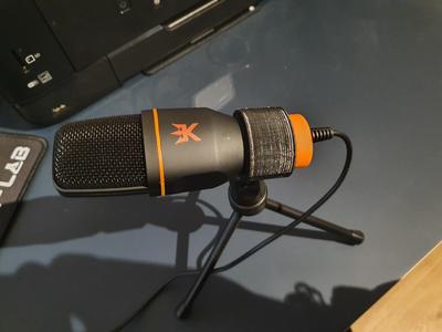 Micro PC mounting