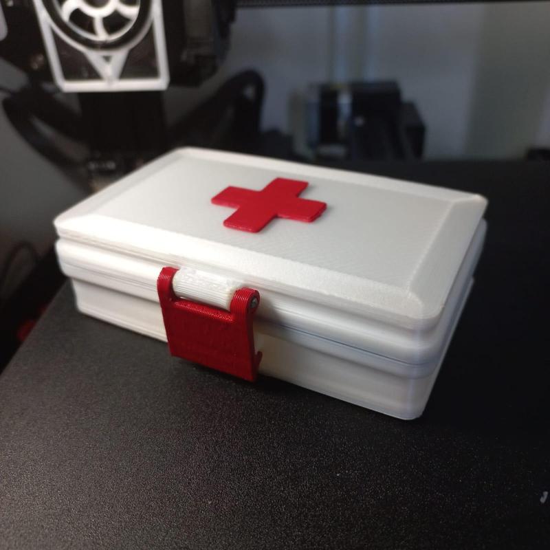 POCKET FIRST AID BOX