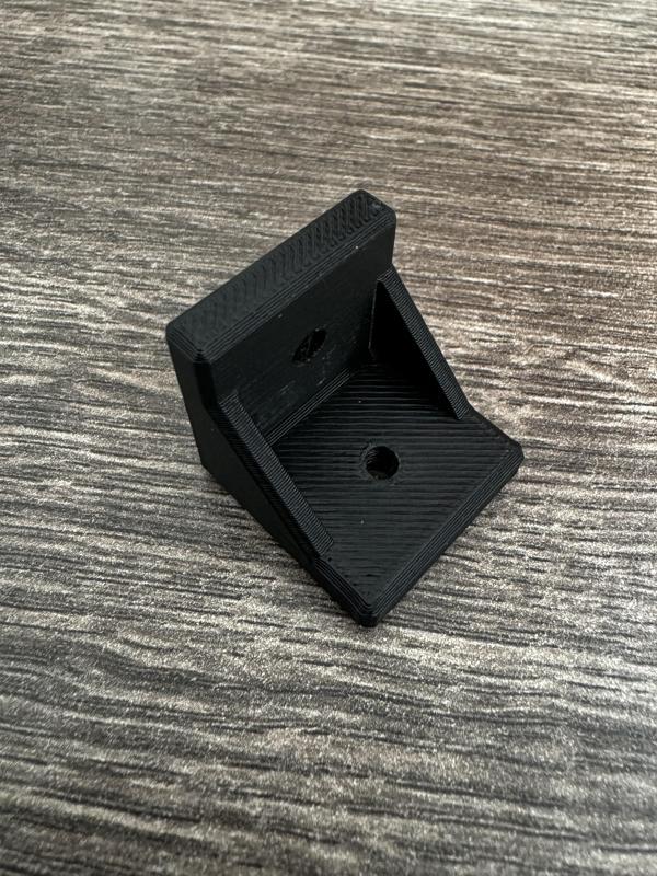 Small corner (90 degree bracket)