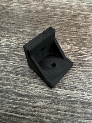 Small corner (90 degree bracket)