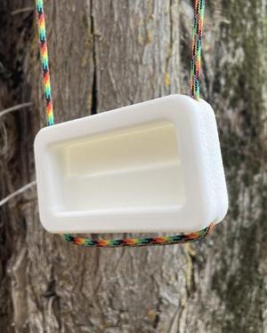 Crimpy - A small and minimal hangboard