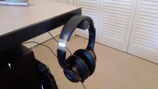 Screw in headphone hook