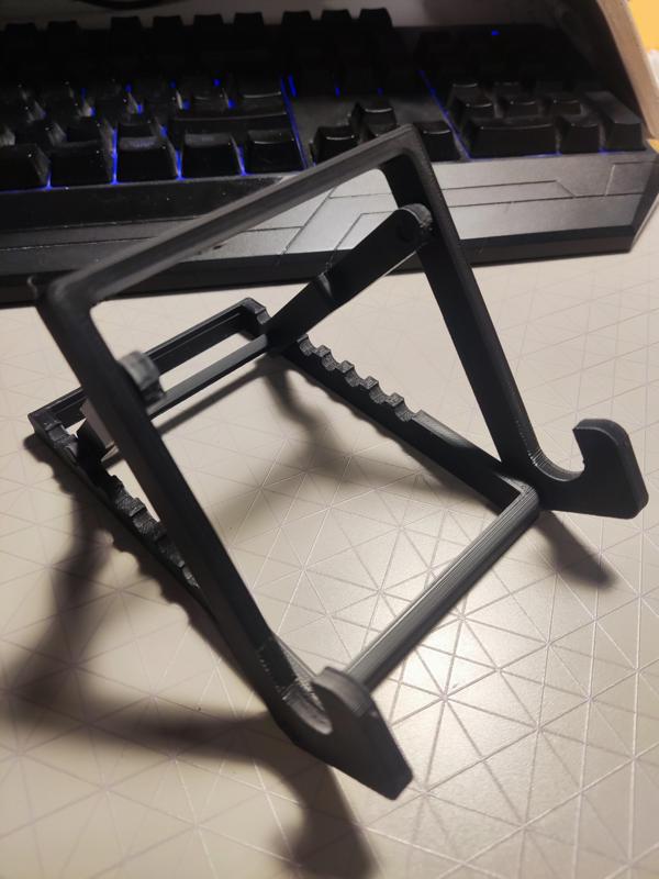 Adjustable tablet stand (~10")
