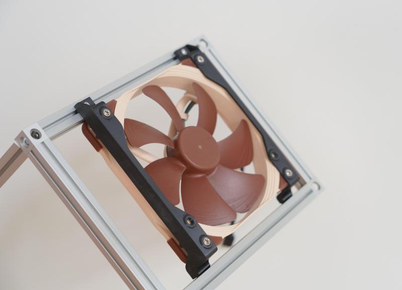 BeamCase - slot in fan bracket