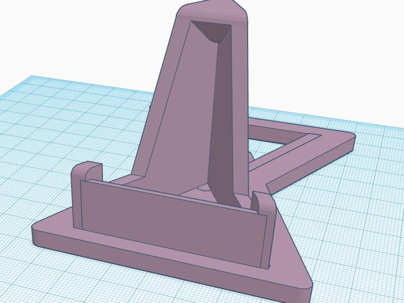 Plate stand by Burak