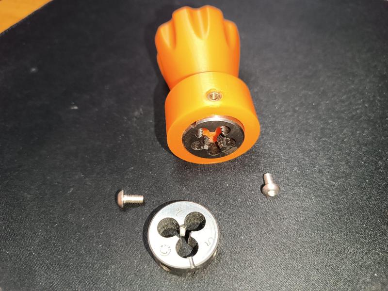 Portafiliere Femmina a Mano