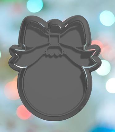 Christmas Ornament With Bow Cookie Cutter