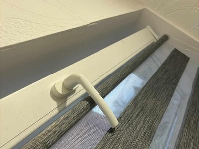 Extended Roller  Bracket – Fits with Window Handle