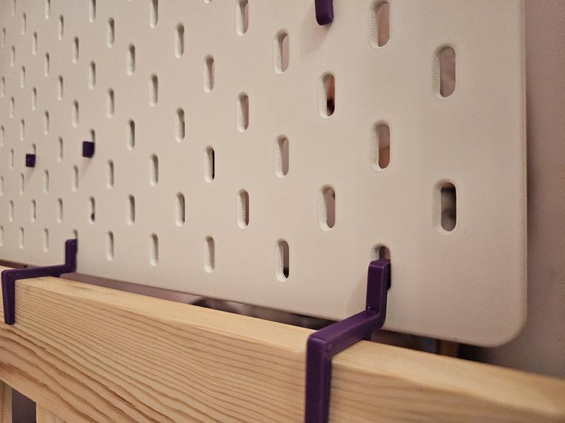 Skadis hook free floating