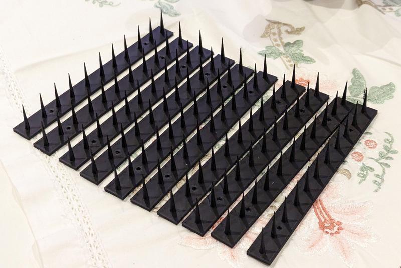 Simple bird spikes