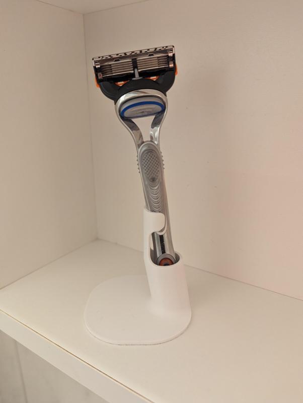 Stand for one Gilette Fusion razor
