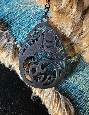 Elegant leaf Earrings 