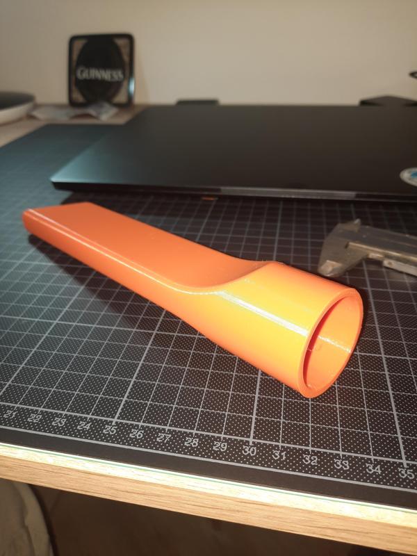 Attachment for vacuum cleaner