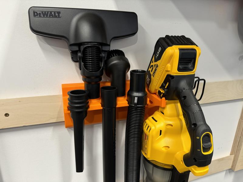 Dewalt DCV501HB Wall Mount (with accessories)