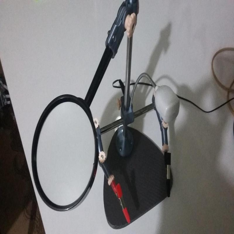 Yardımcı El ve Büyüteç