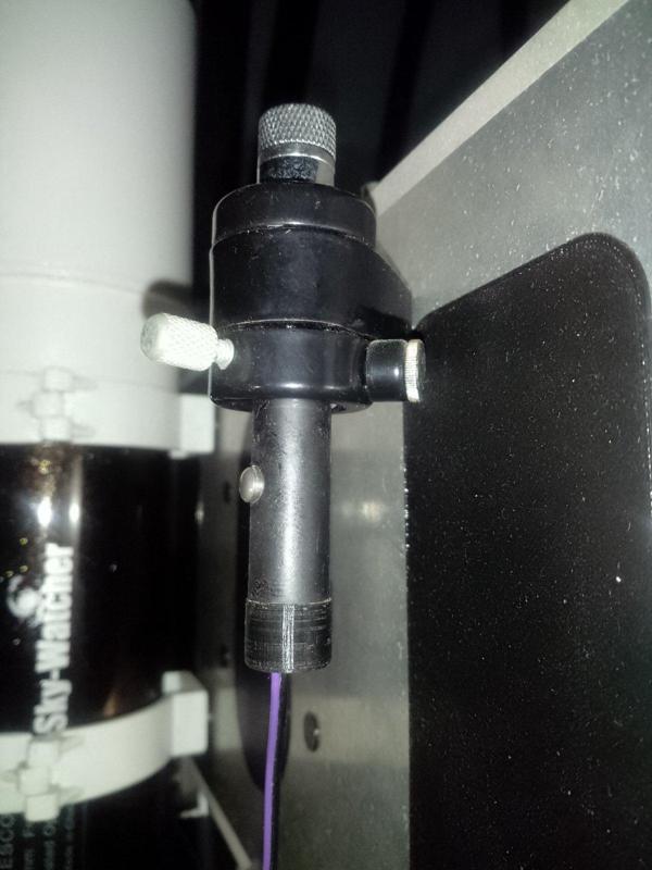 DC power adapter for green laser pointer