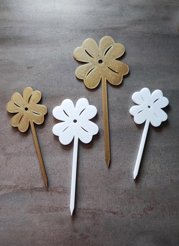 shamrock stick / Kleeblatt