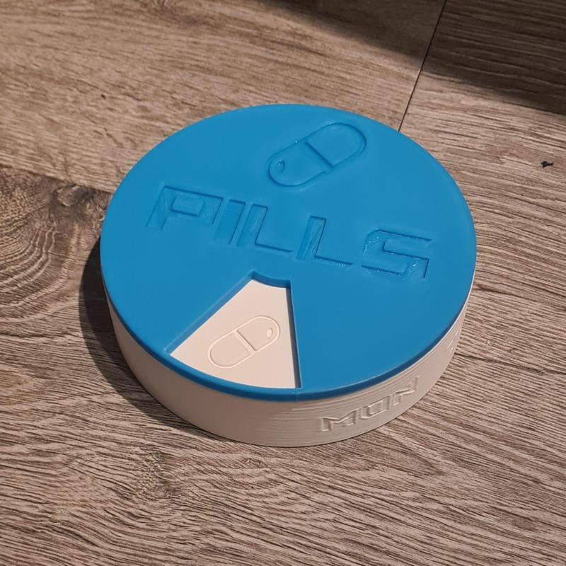 Seven-Day Magnetic Pill Organiser with Secure Locking Lid 3 Versions AM/PM