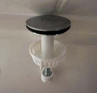 Sink drain strainer