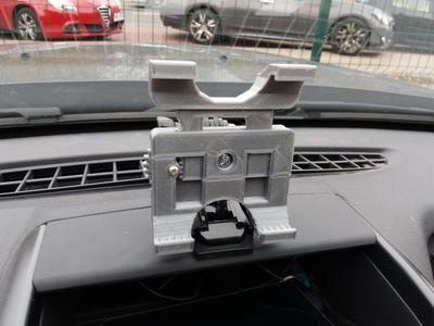 Adjustable phone mount