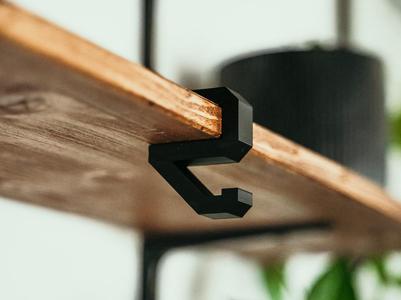 Simple hook for shelves