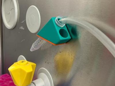 Tissue culture vacuum aspirator holder
