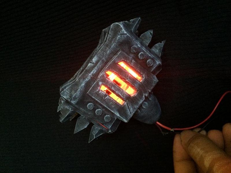 World of Warcraft Weapon "Black Hand" Battle Mops?