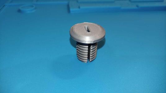 Peugeot 607 carpet screw staple