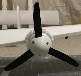 RC 2 or 3 blade prop spinner