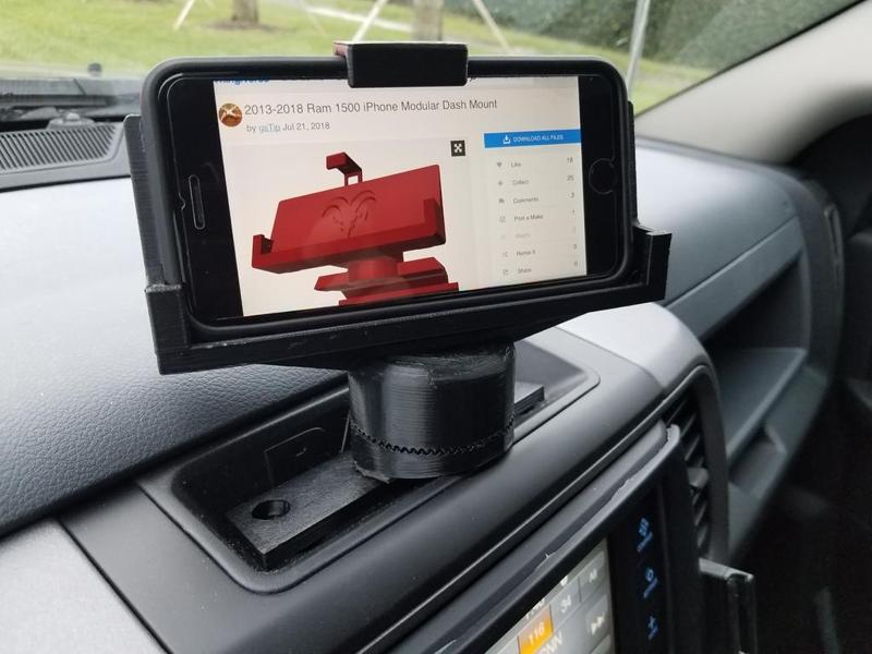 2013-2019 Ram 1500 iPhone Modular Dash Mount V.2