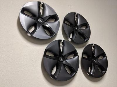 Tesla Model 3 Aero Wheel Cover Hanger