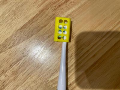 Universal travel toothbrush head cover