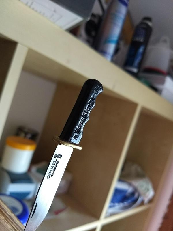 Little Knife, that actually cuts