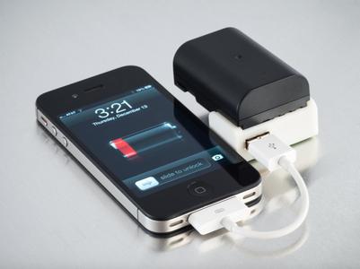 D-Li90 USB Charger