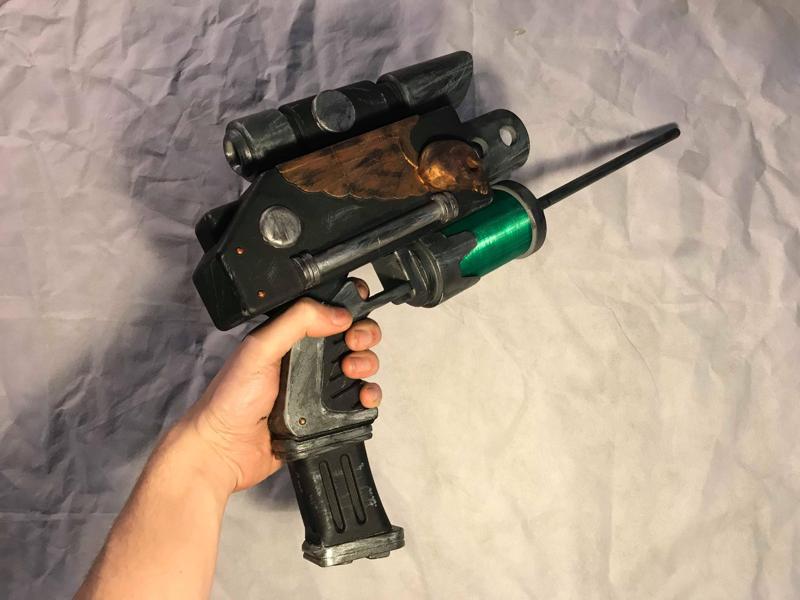 Eversor Assassin Executioner Pistol Prop : Warhammer 40k