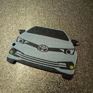 toyota auris keychain
