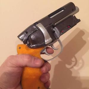 Deckards Blaster - Blade Runner