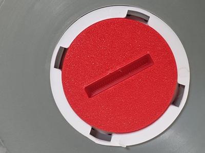 Coin-operated rotating piggy bank stopper