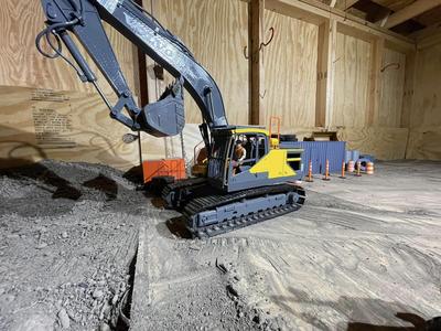 1/14 RC EC300e Excavator/Bagger