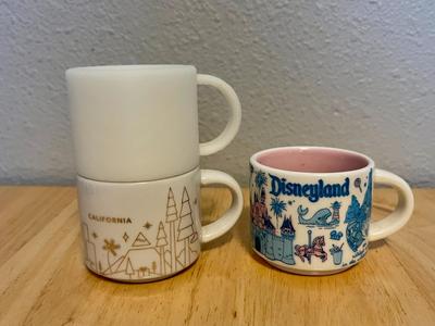 Little cup, close copy to the small starbucks cup