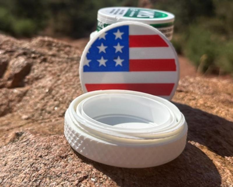 American Flag Zyn can