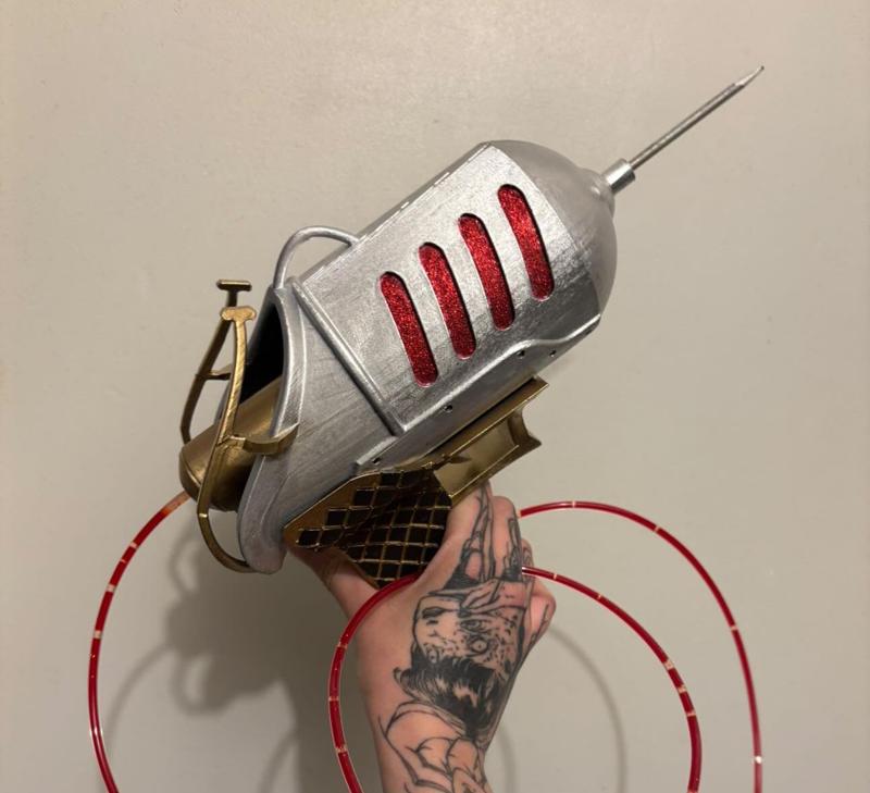 Medicine Pocket gun + emblem - Reverse1999