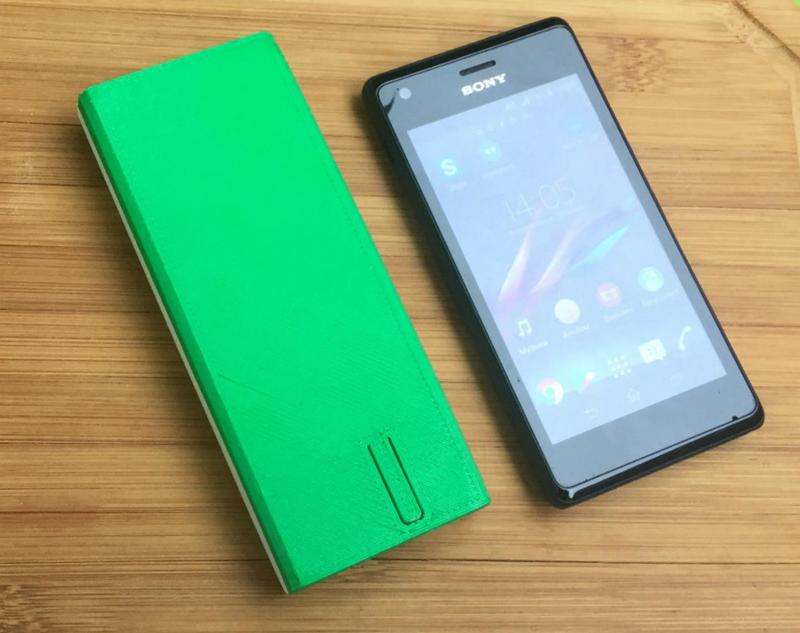 Elveet. Kinetic Charger Powerbank case