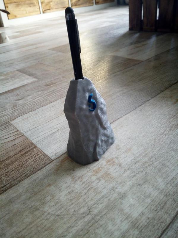 WoW Meeting Stone Pen Holder