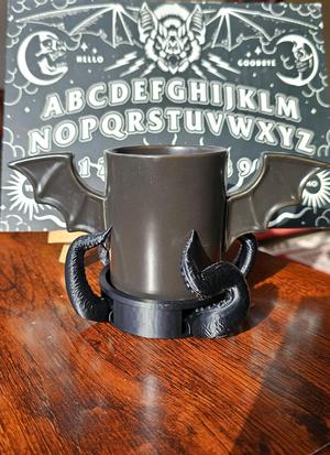 OCTOPUS TENTACLE MUG HUGGER