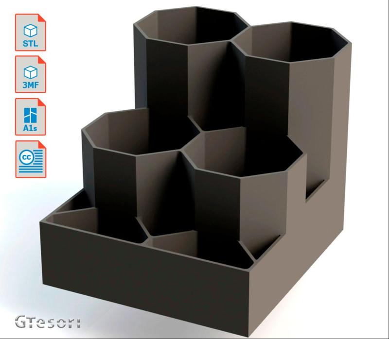 Space-saving "Pandoro" pen holder organizer