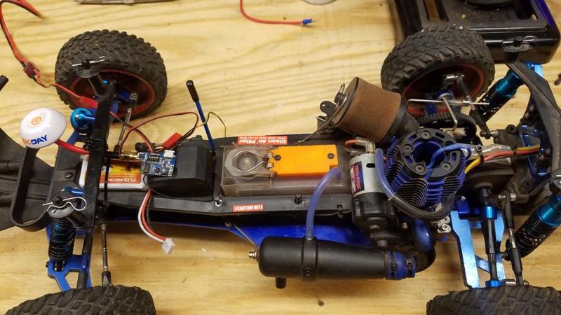 Nitro Traxxas Slash fuel tank repair