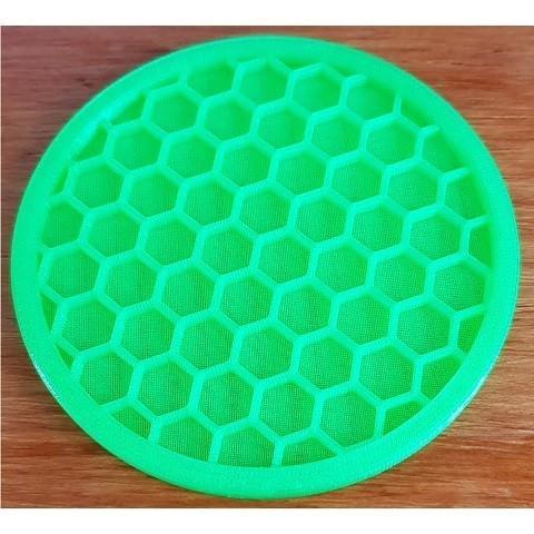 Under cup / glass