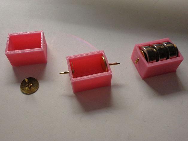 Button cell holder for 3x AG13/LR44